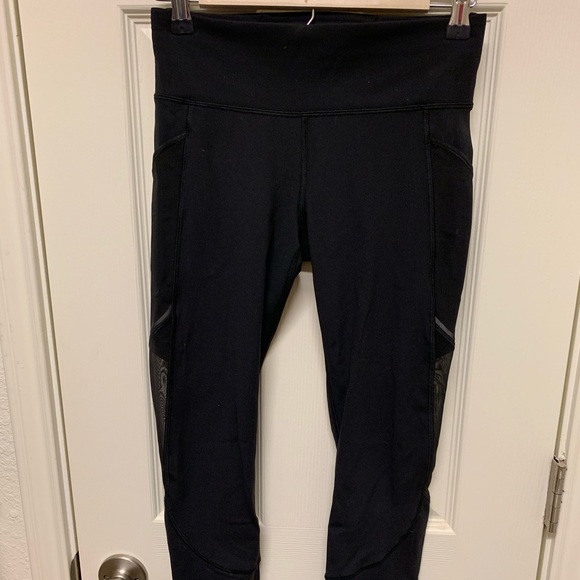 Mesh lululemon leggings - Picture 1 of 2